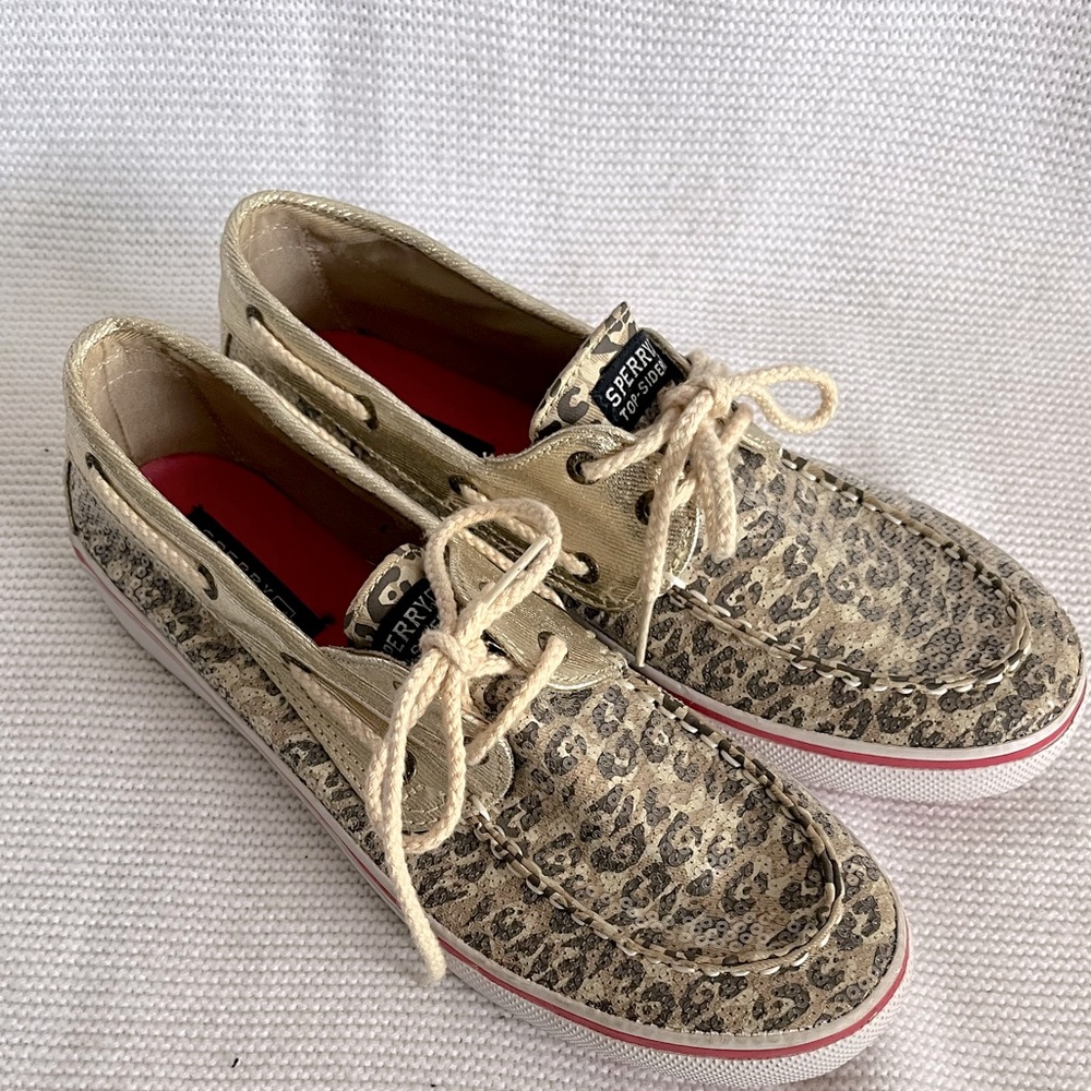 Women’s slip on boat shoes by “SPERRY”